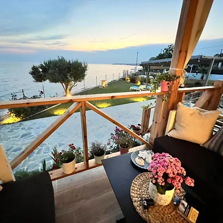 Beachfront Villa Athina Vergia Exterior photo