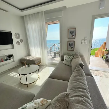 Beachfront Villa Athina Vergia Exterior photo