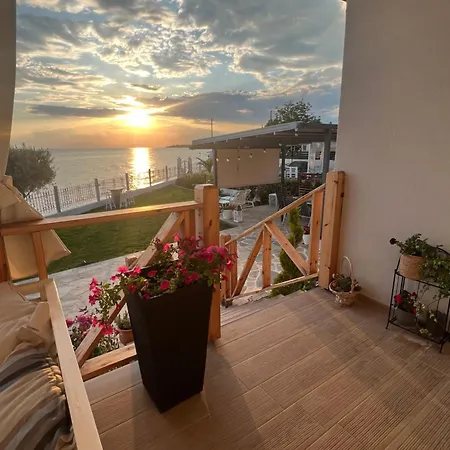 Beachfront Villa Athina Vergia Exterior photo
